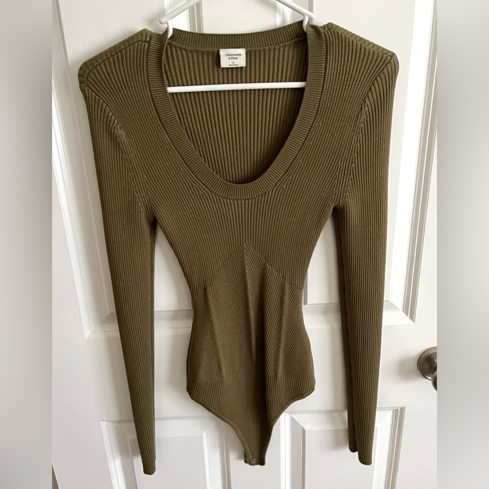 New without tags Abercrombie & Fitch olive green sweater bodysuit